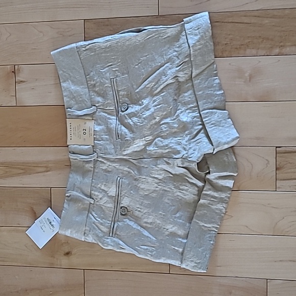 Brand New Club Monaco Women's Size 2 Shorts - Picture 4 of 8